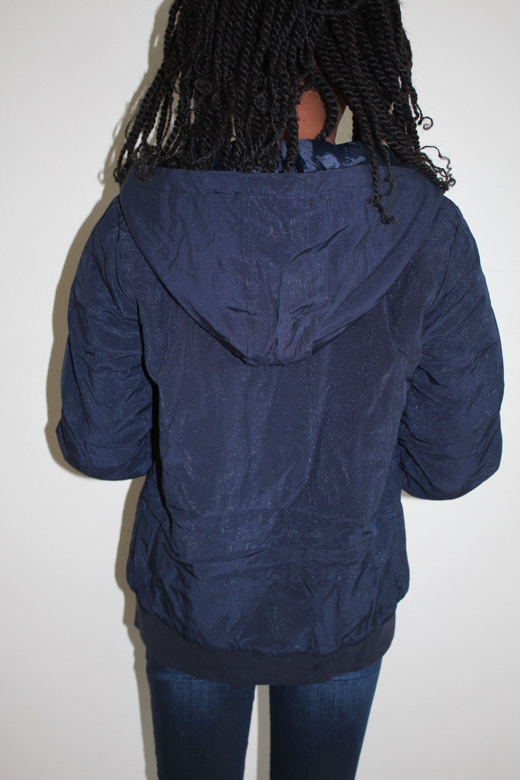 Veste capuche effet pailleté fille – Image 4