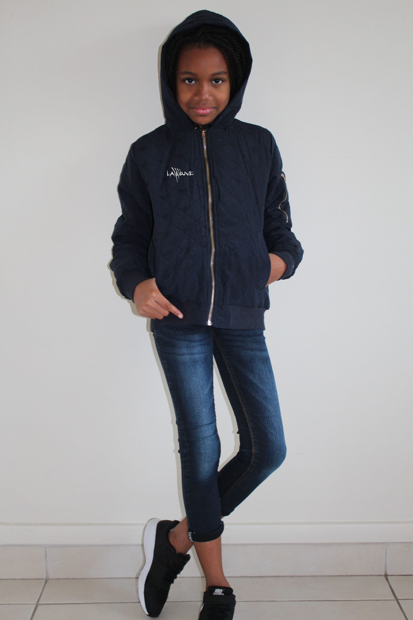 Veste capuche effet pailleté fille – Image 3